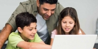 نظارت والدین بر فعالیت‌های آنلاین کودکان